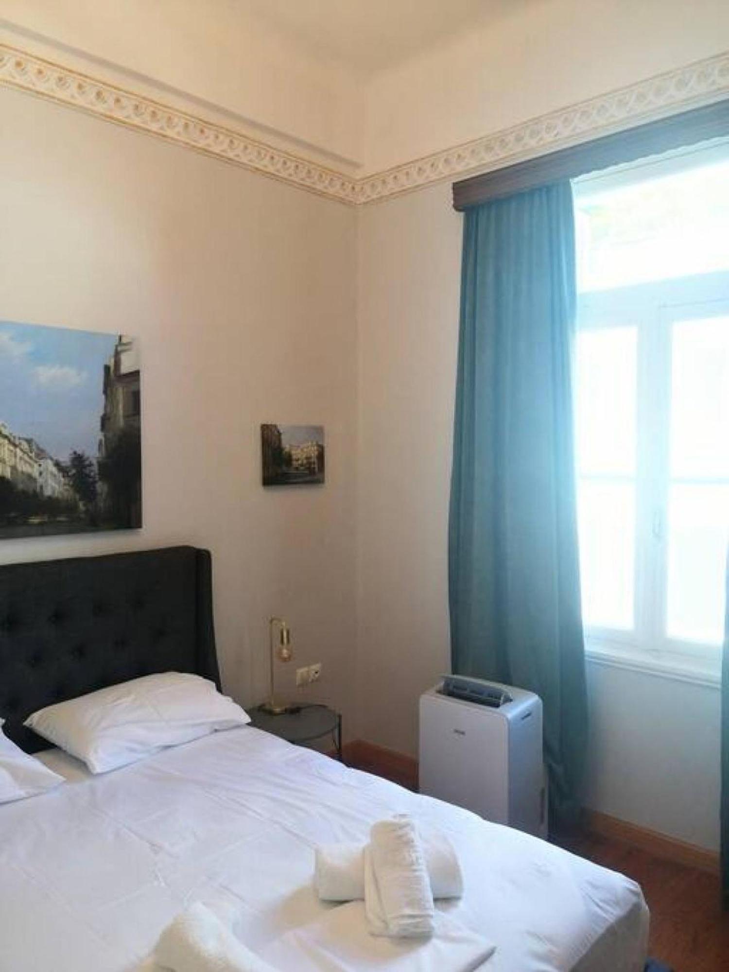 Elegant Apartment Under The Acropolis Афины Экстерьер фото